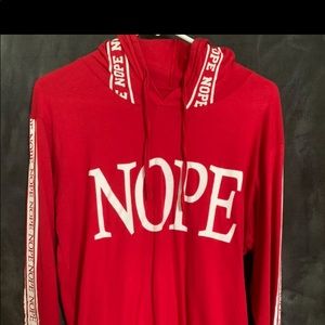 Long sleeve t-shirt/hoddie